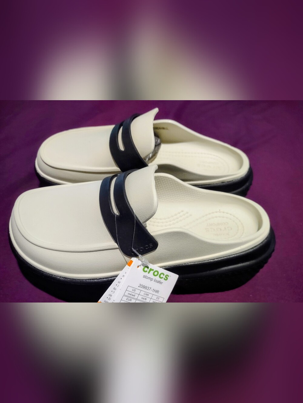 New CROCS Women's Two-Tone Slide Mule in Cream and Black Sz 6